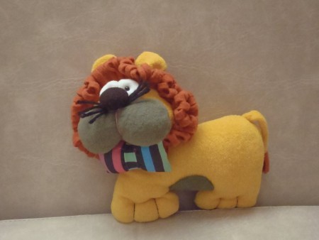 LEON